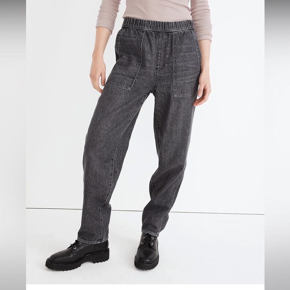 Pull-On Relaxed Jean in Chelford Wash NWT